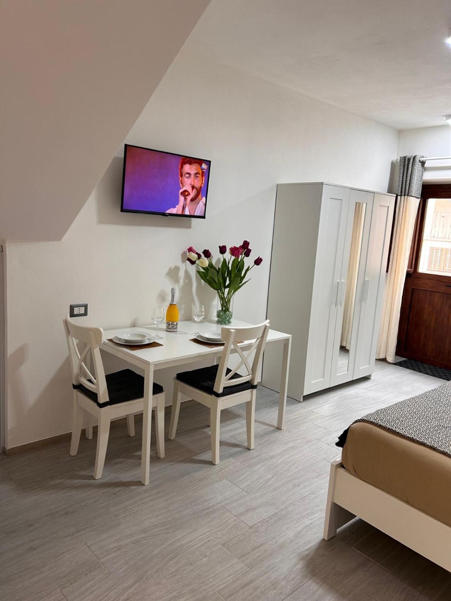 Ferienwohnung Casa Peppina SantʼAntìoco Exterior foto
